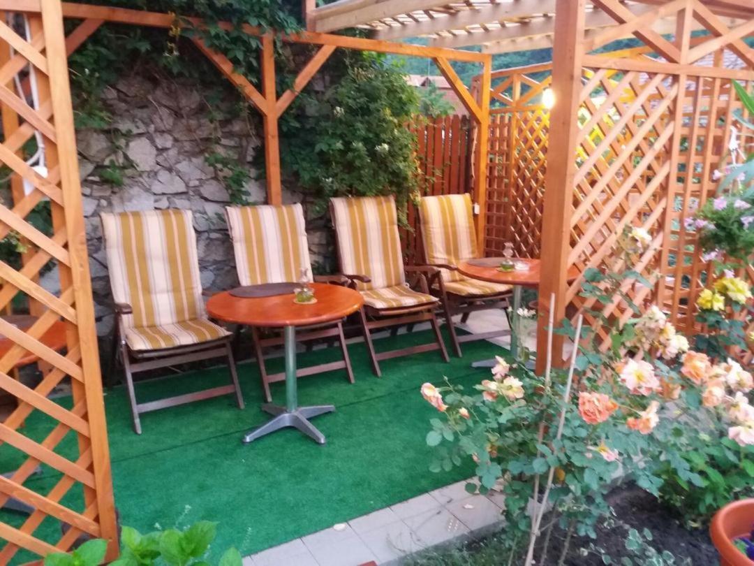 Pension Eden Băile Herculane Extérieur photo