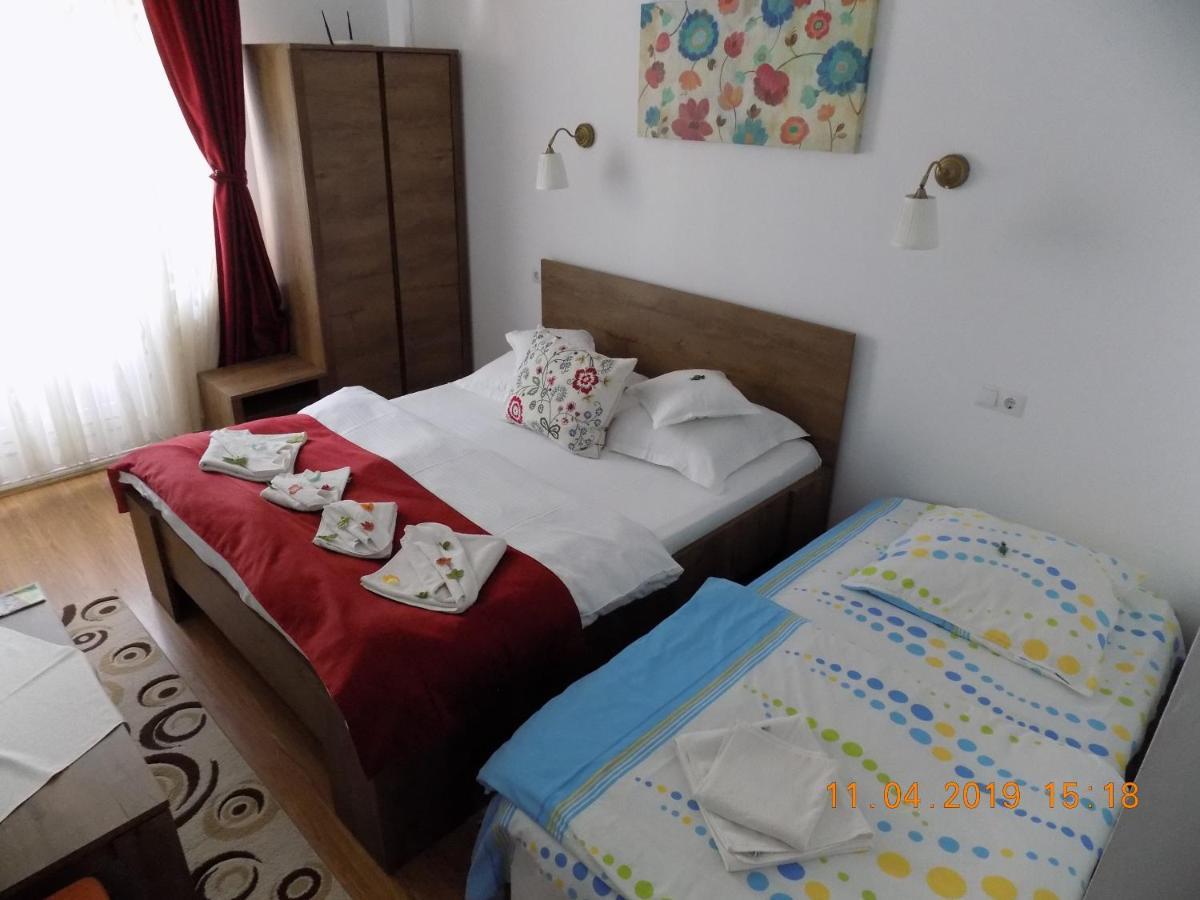 Pension Eden Băile Herculane Extérieur photo