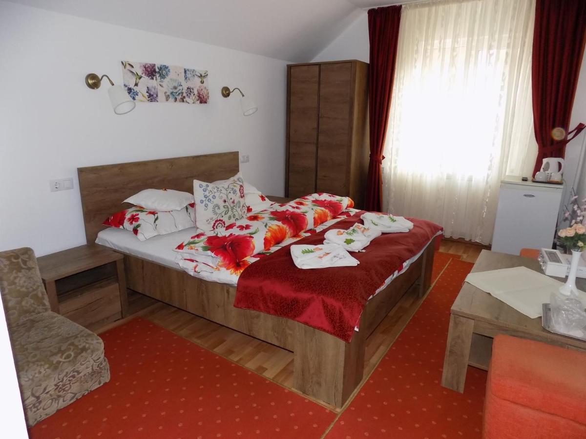 Pension Eden Băile Herculane Extérieur photo