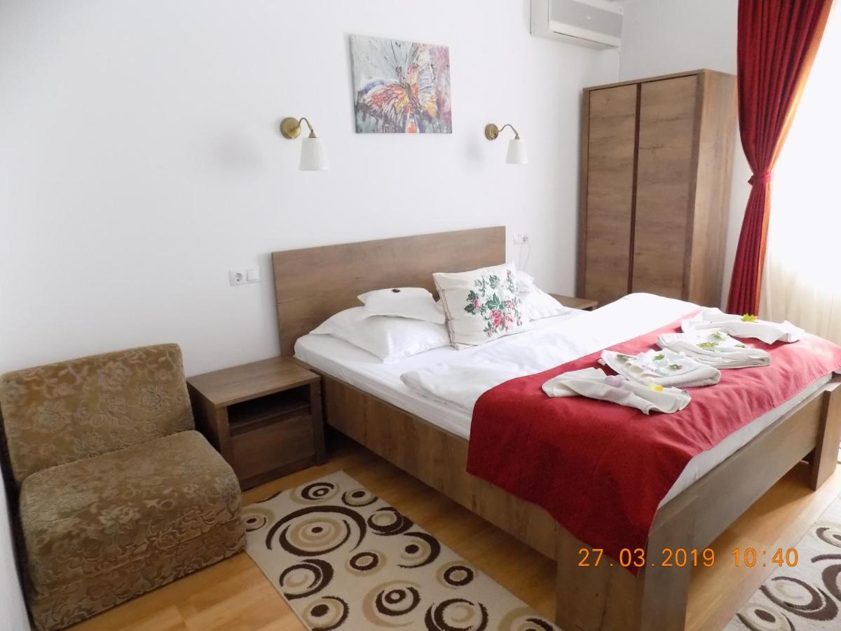 Pension Eden Băile Herculane Extérieur photo